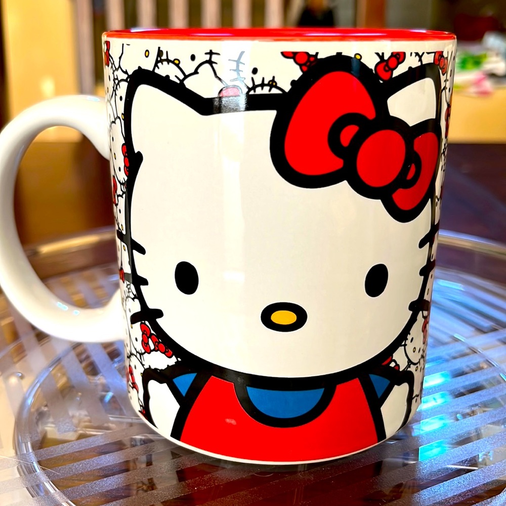 Hello kitty Redbow Mug bySanrio